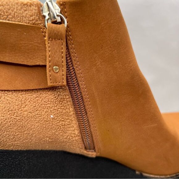 Dr. Schools Wedge Libi Ankle bootie in Honey. NWT - Picture 6 of 16